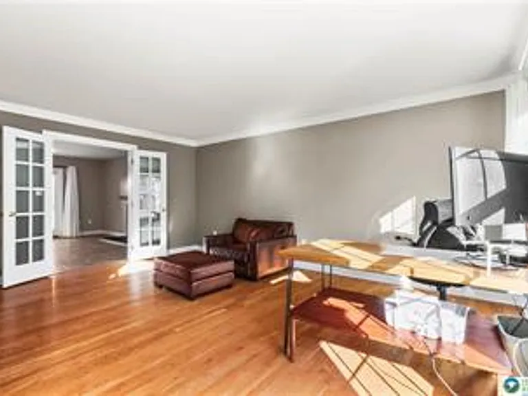 8348 Pheasant Run — Photo 9