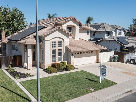 2nd image of 621 Chenin Blanc Dr