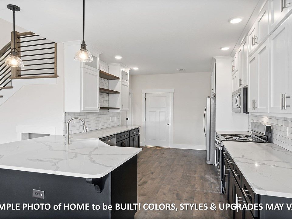 1st image of 225 Hereford Blvd