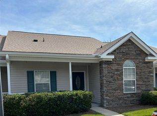 17 Stonelake Cir, Savannah, GA 31419