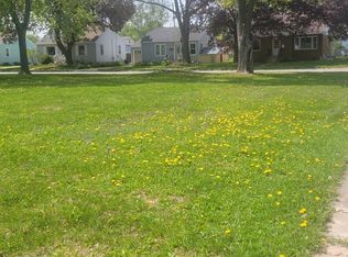 1203 Gross Ave, Green Bay, WI 54304