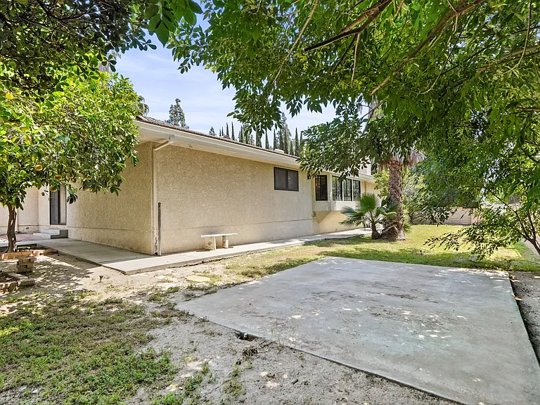 10307 Donna Ave — Photo 22