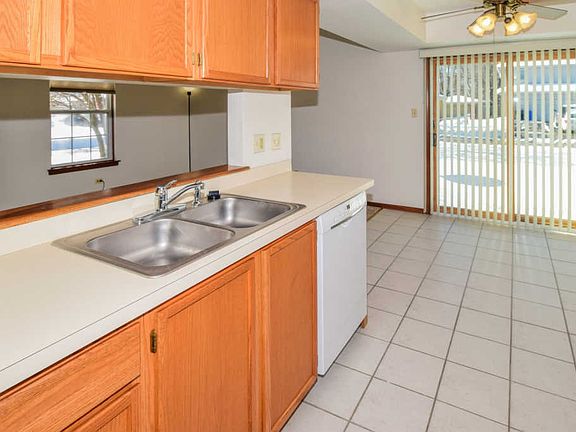 4th image of 7258 White Ash Dr