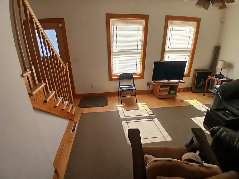 4 Ceiling Fans throughout Home
2nd TV Room
