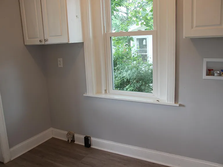 46 Franklin Ave — Photo 24