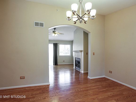 3rd image of 185 Tyler Ct #185