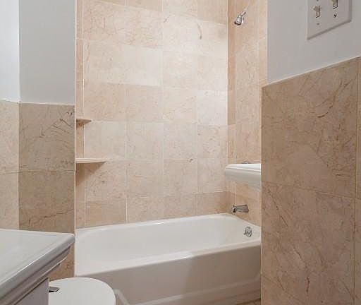 5th image of 410 E 13th St #7D