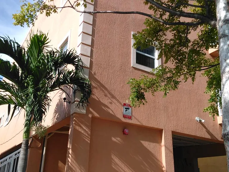24 hrs security cam/system in the building