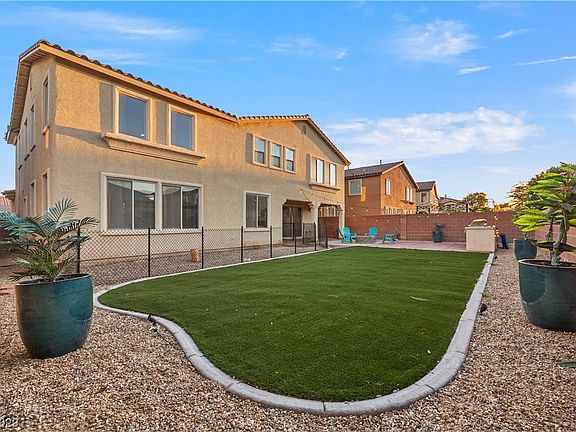 5th image of 2116 Cactus Desert Ct