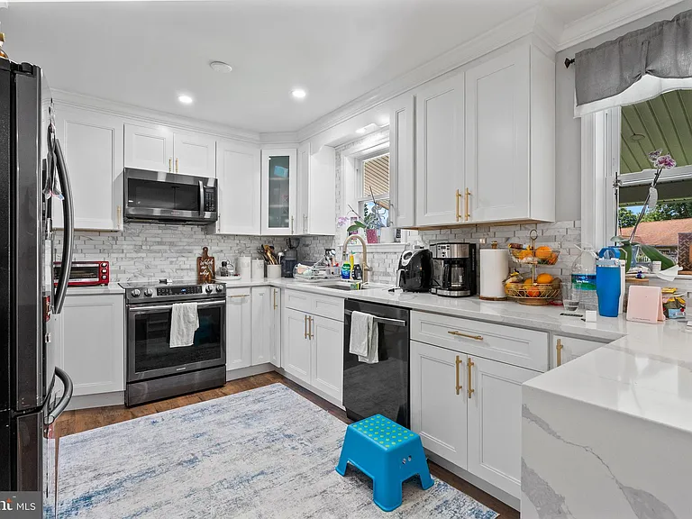 2 Lee Ct — Photo 13