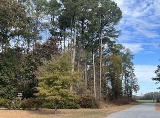 Carolina St, Newton Grove, NC 28366