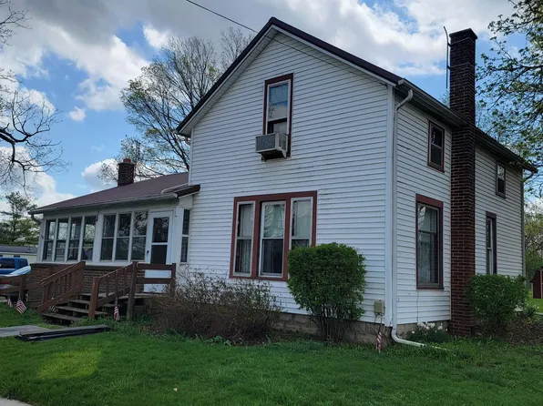227 Michigan Ave, Corunna, IN 46730