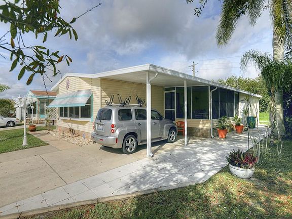 3rd image of 1143 Tequesta Dr