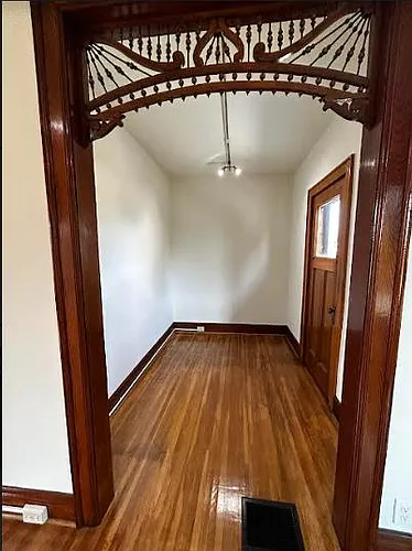 23 Mariemont Ave #2 Photo 1