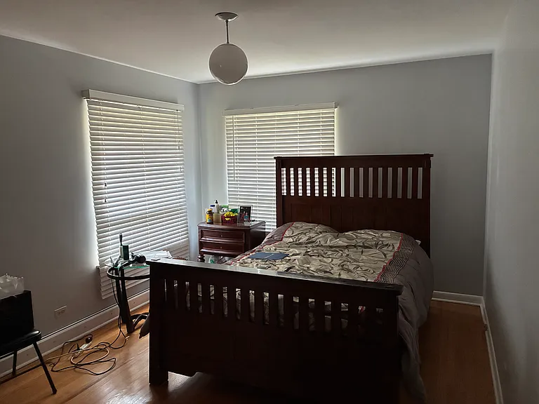 4915 Jerome Ave — Photo 5