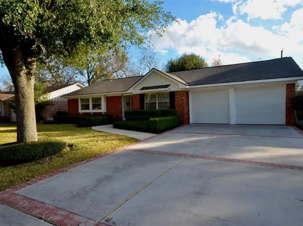 5835 Duxbury St, Houston, TX 77035