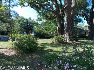 155 Bancroft St, Fairhope, AL 36532