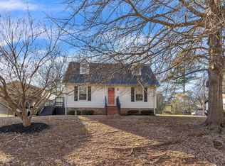 922 Smith Grove Rd, Easley, SC 29640