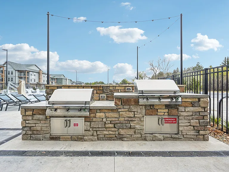 The Quarry Luxury Apartments — Photo 40