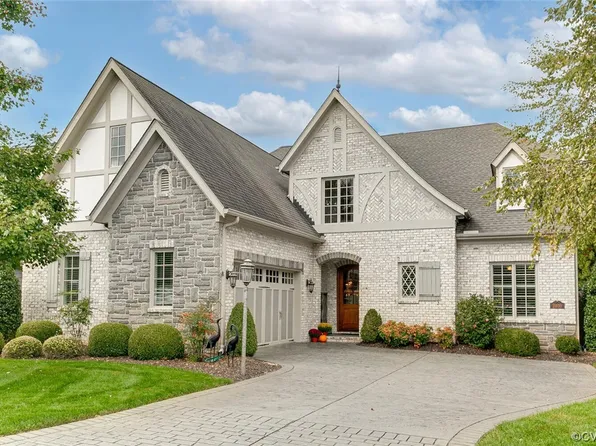 2400 Bel Crest Cir, Midlothian, VA 23113