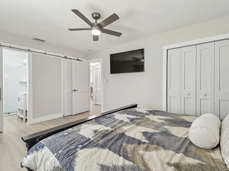 3922 Fontainebleau Dr — Photo 21