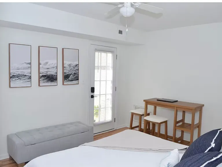 1522 Parks Ave — Photo 24