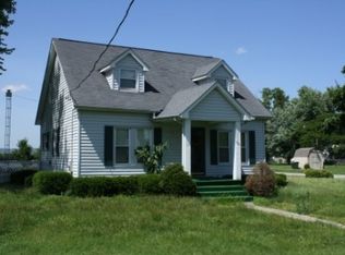 400 Jackson St, Gorham, IL 62940