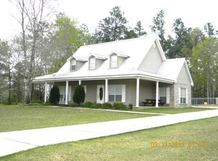 11 S Highlands Dr, Poplarville, MS 39470
