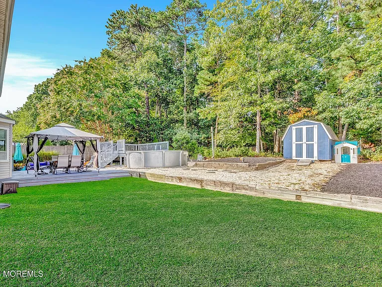 66 Diamond Ln — Photo 3