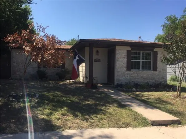 1007 E Live Oak St, Burnet, TX 78611