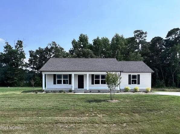 108 Hampshire Place, Kenly, NC 27542