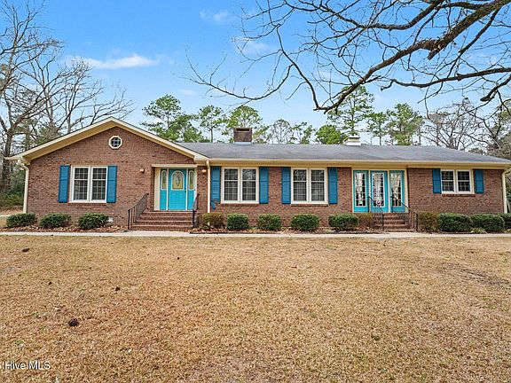 2nd image of 521 Greenridge Road