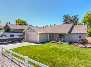 2139 SW 35th St, Redmond, OR 97756