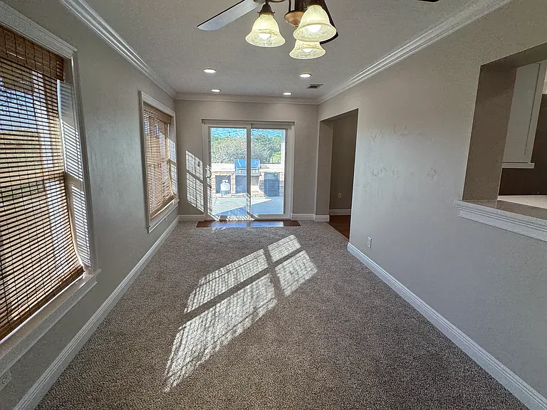 5519 Cynthia Ln — Photo 18