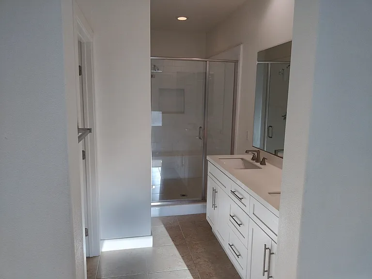 135 W Live Oak Ave #E — Photo 21