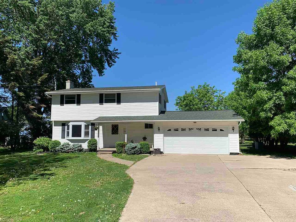 1st image of 42 River Dr