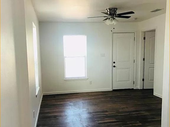 5th image of 317 McKinney Ave