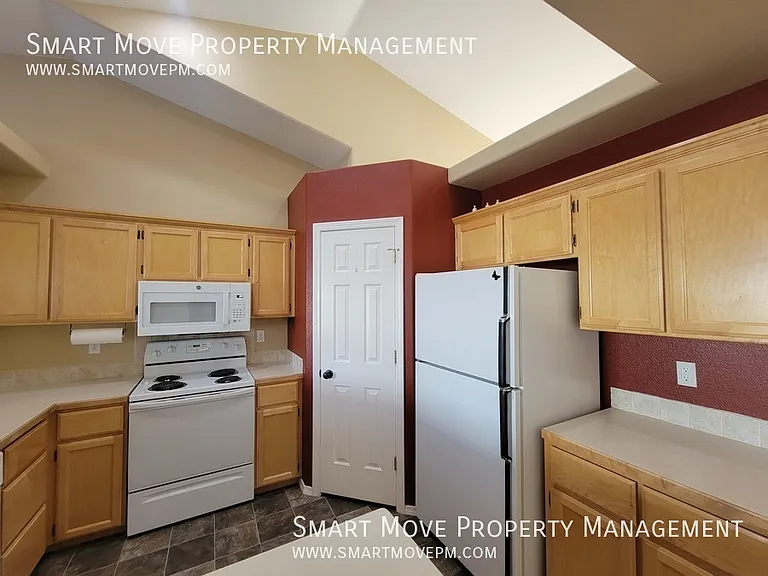 4078 W Campfire St — Photo 7