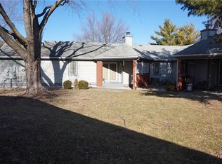 5528 Vista Dr, West Des Moines, IA 50266