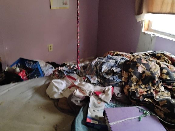 2nd image of 358 Poplar Dr