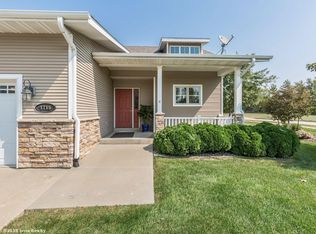 1715 SE Holiday Crest Cir, Waukee, IA 50263