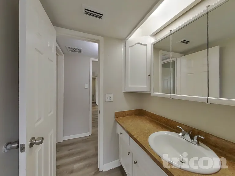 9007 Gauguin Dr — Photo 13