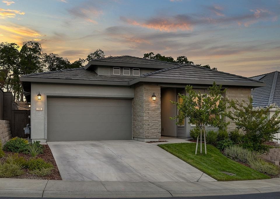 1st image of 206 Zenaida Ct