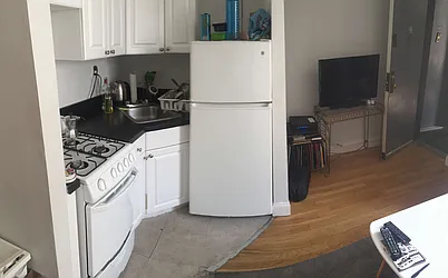 Rented by Kenneth Rosenblum, LREB