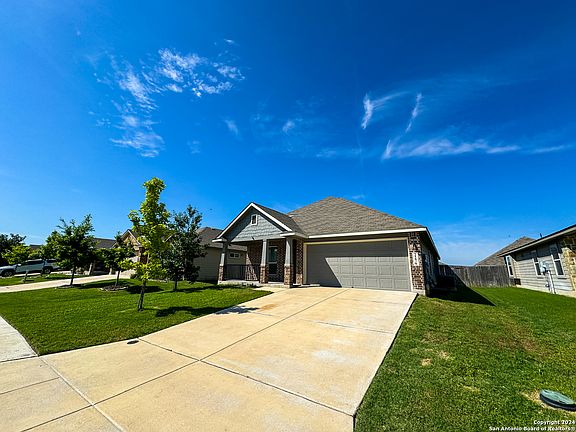 2nd image of 2276 olive hill