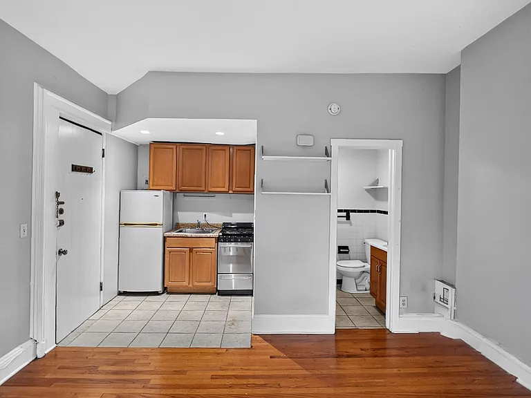 42 Trumbull St — Photo 13