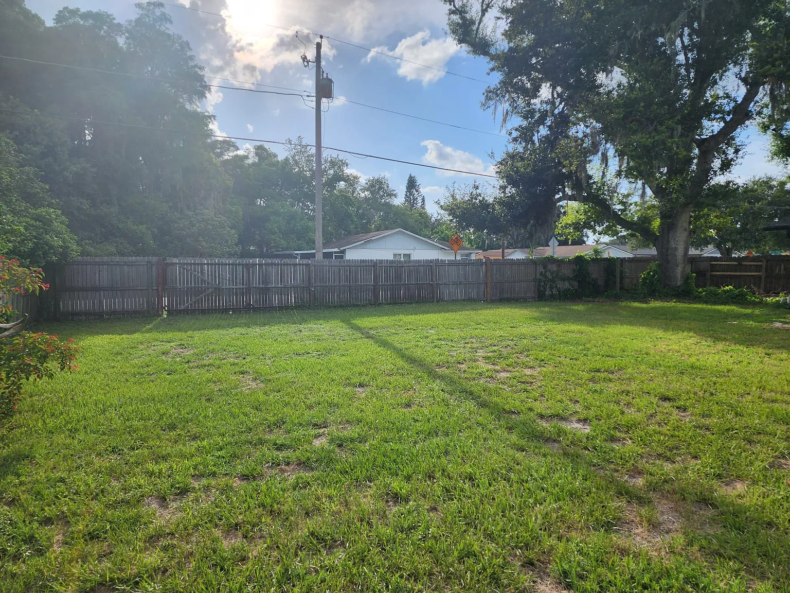 3 bed, 1137 sqft, $2,600 — Photo 3