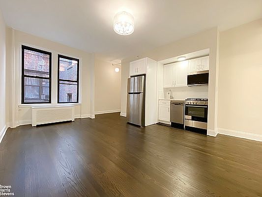 1st image of 245 W 72nd St APT 5D