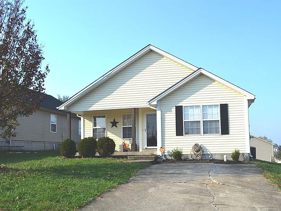 3rd image of 232 Harrods Trace Dr
