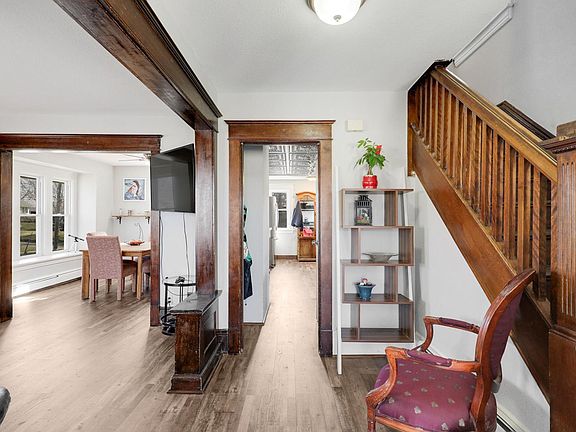 4th image of 1320 Edgerton St